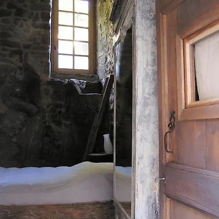 La Grande Maison A Bed and Breakfast *