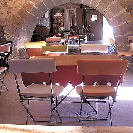 La Grande Maison A לינה וארוחת בוקר Chanteuges